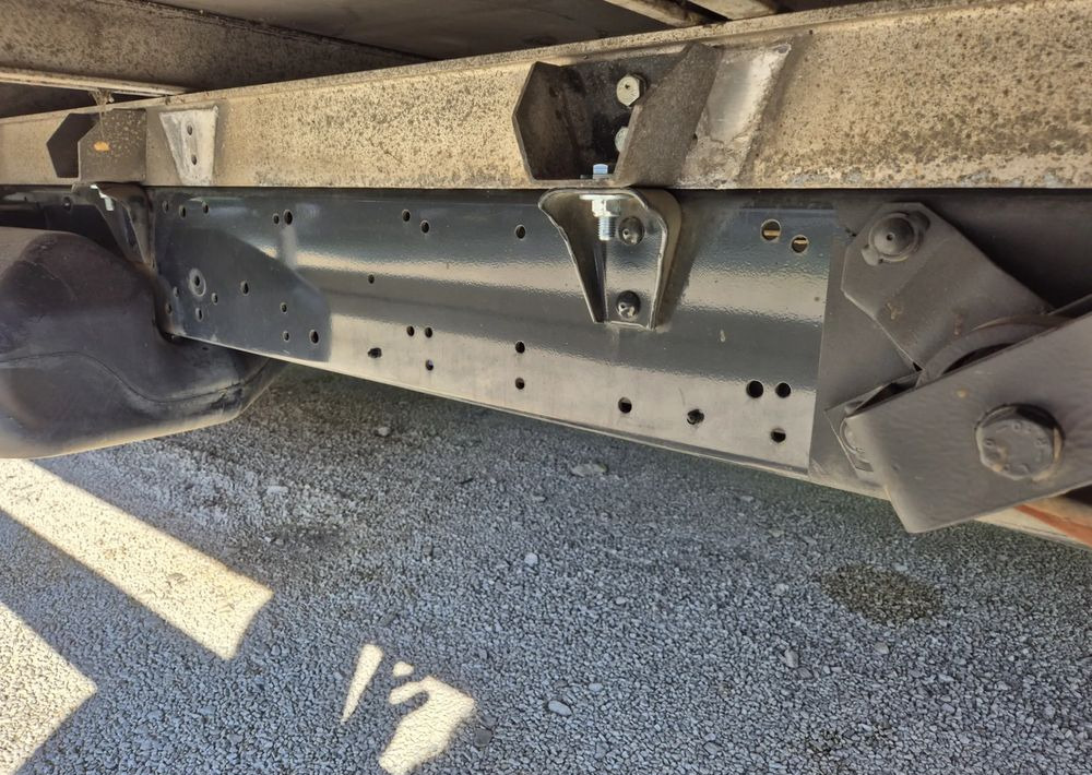 Iveco Iveco 35c14 2.3 140KM Plandeka - Малотоннажный бортовой грузовик: фото 5 Iveco Iveco 35c14 2.3 140KM Plandeka - Малотоннажный бортовой грузовик: фото 5