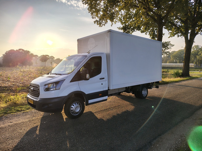 Ford Transit - Цельнометаллический фургон: фото 1 Ford Transit - Цельнометаллический фургон: фото 1