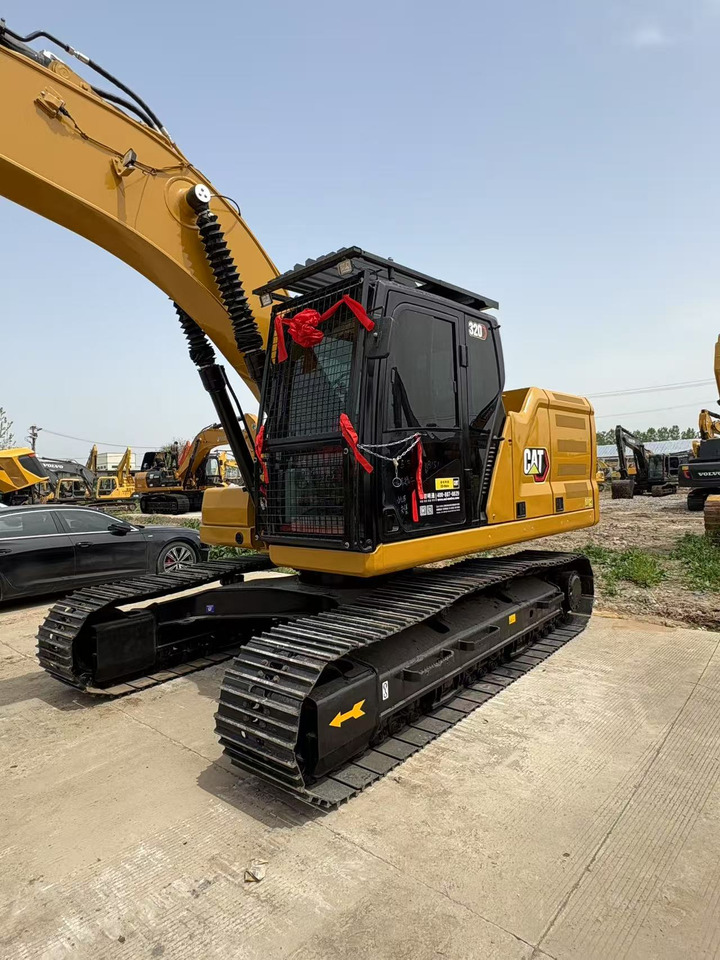 CATERPILLAR 320GC - Гусеничный экскаватор: фото 2 CATERPILLAR 320GC - Гусеничный экскаватор: фото 2