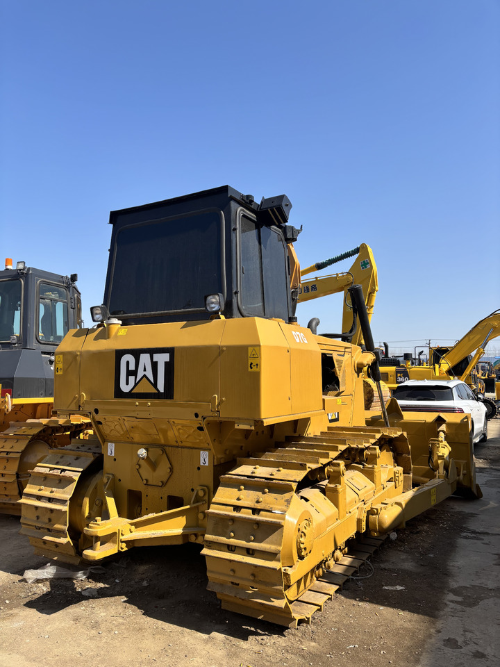 CATERPILLAR D7G USED bulldozer good condition ready to work - Бульдозер: фото 4 CATERPILLAR D7G USED bulldozer good condition ready to work - Бульдозер: фото 4