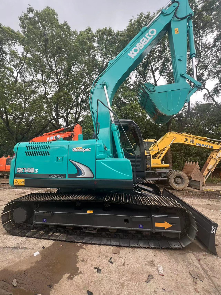 KOBELCO sk140 used excavator good condition for sale - Гусеничный экскаватор: фото 1 KOBELCO sk140 used excavator good condition for sale - Гусеничный экскаватор: фото 1