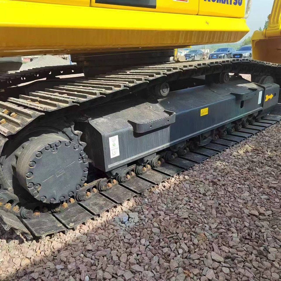 KOMATSU pc200-8N1 used japan brand crawler excavator - Гусеничный экскаватор: фото 5 KOMATSU pc200-8N1 used japan brand crawler excavator - Гусеничный экскаватор: фото 5