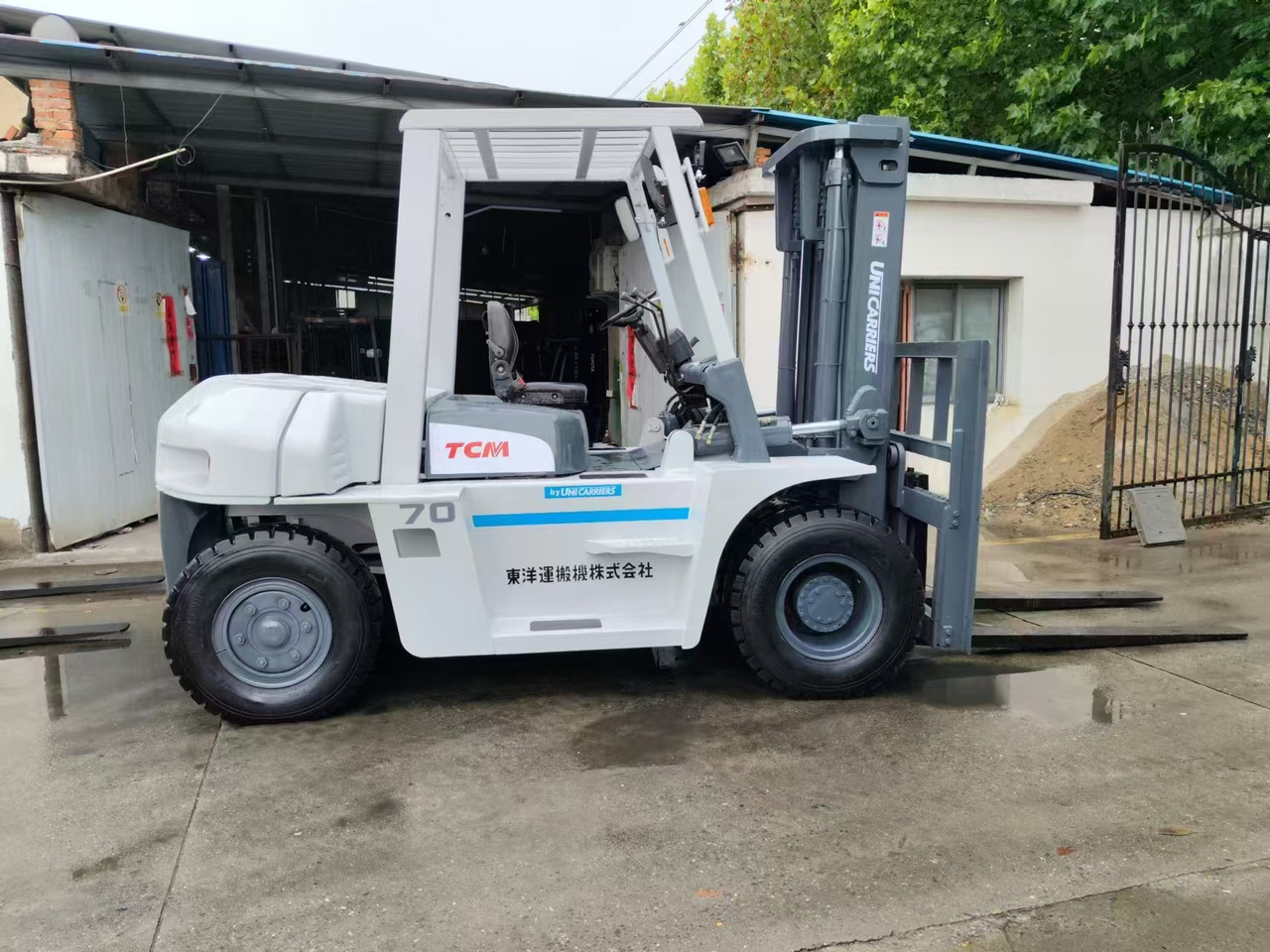 TCM FD70 japan brand 7 ton forklift used Customizable mast clamp side shift - Дизельный погрузчик: фото 1 TCM FD70 japan brand 7 ton forklift used Customizable mast clamp side shift - Дизельный погрузчик: фото 1