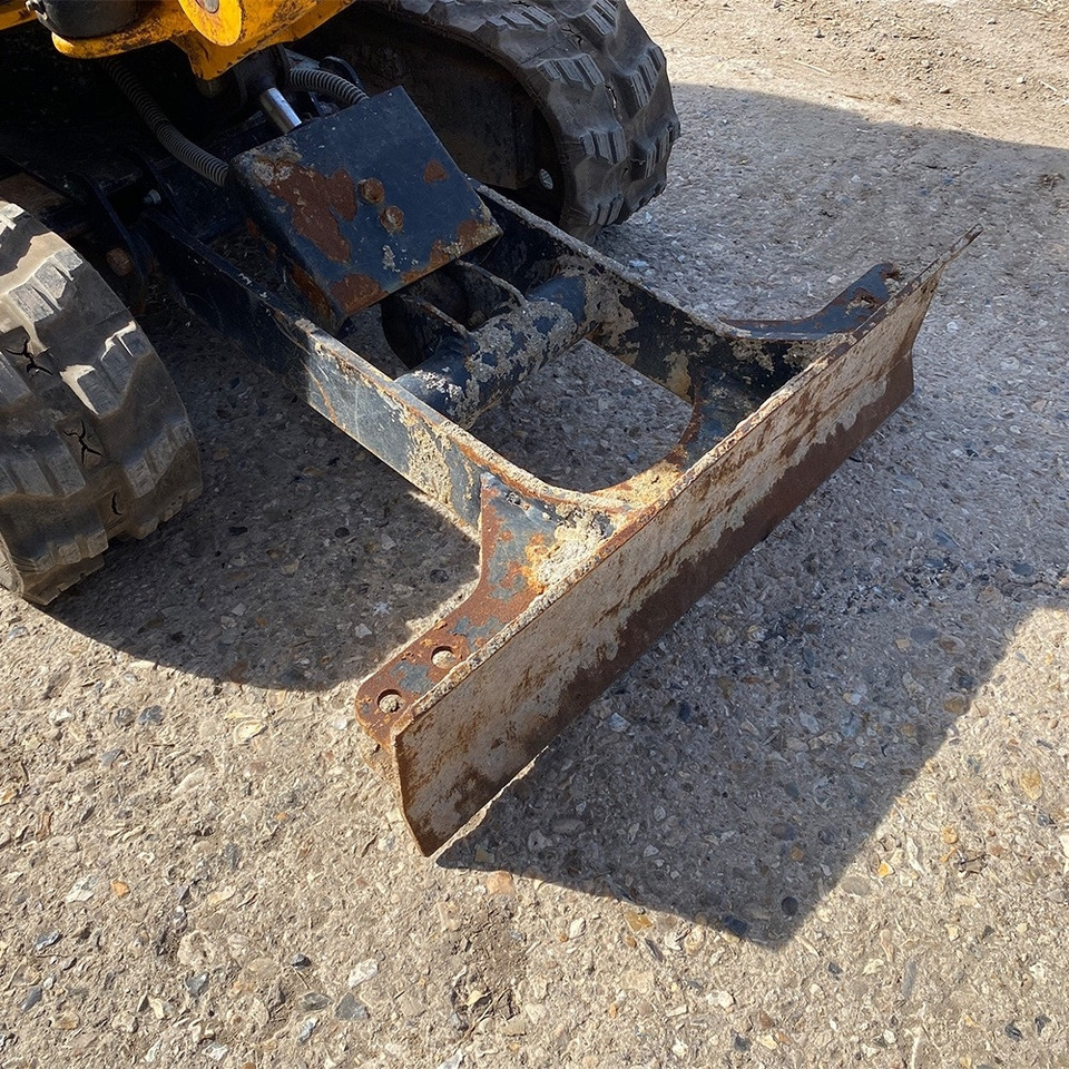 JCB 8008 - Мини-экскаватор: фото 4 JCB 8008 - Мини-экскаватор: фото 4