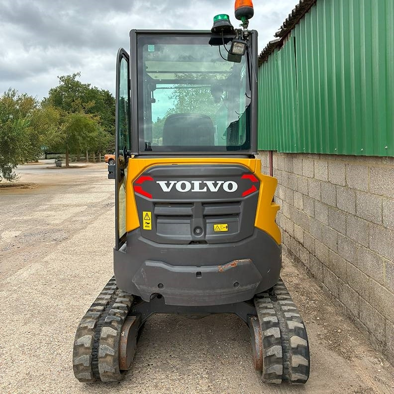 Volvo ECR25D - Мини-экскаватор: фото 4 Volvo ECR25D - Мини-экскаватор: фото 4