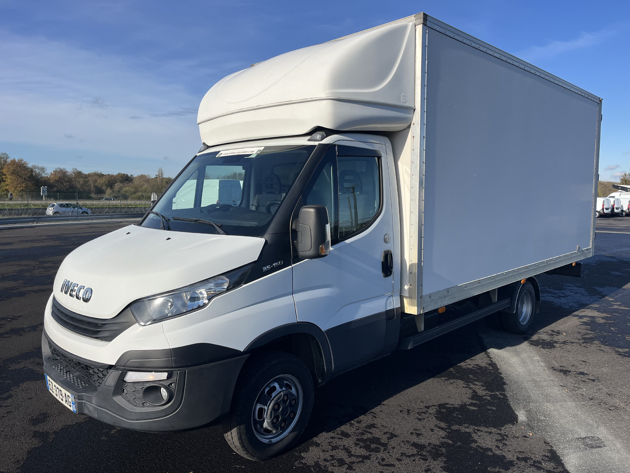 IVECO DAILY - Фургон с закрытым кузовом: фото 2 IVECO DAILY - Фургон с закрытым кузовом: фото 2