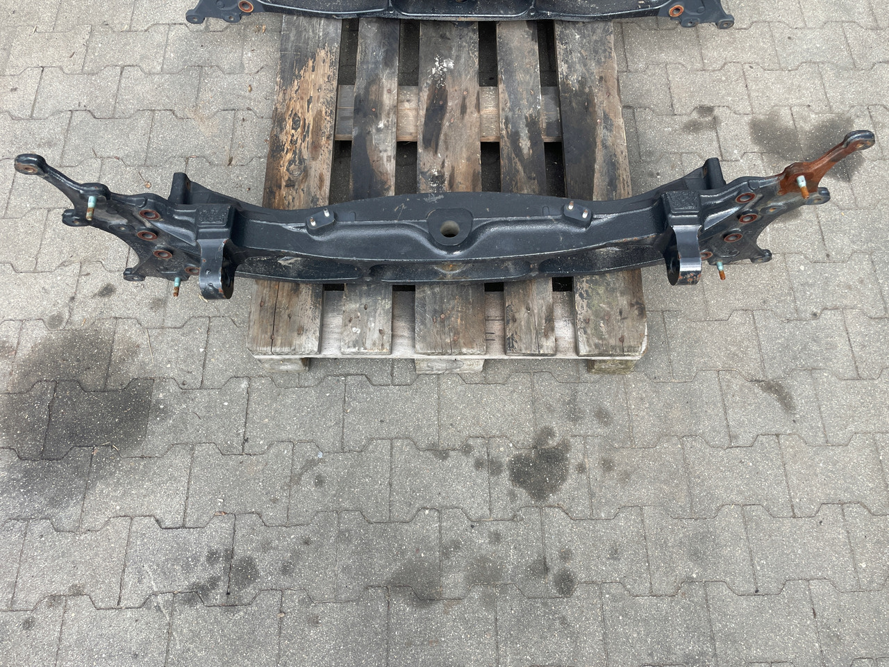 BELKA ZDERZAKA ZDERZAK MAN TGX TGS BUDOWLANY 81412800072 - Бампер для Грузовиков: фото 2 BELKA ZDERZAKA ZDERZAK MAN TGX TGS BUDOWLANY 81412800072 - Бампер для Грузовиков: фото 2