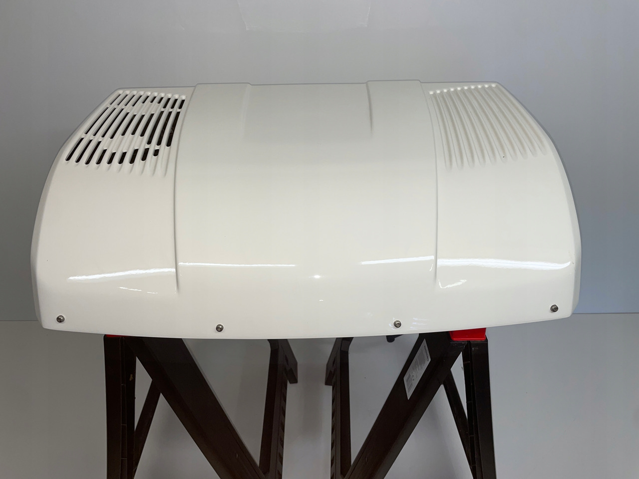 KLIMATYZACJA MAN SCANIA WAECO RT880 RT 880 - Компрессор кондиционера для Грузовиков: фото 1 KLIMATYZACJA MAN SCANIA WAECO RT880 RT 880 - Компрессор кондиционера для Грузовиков: фото 1