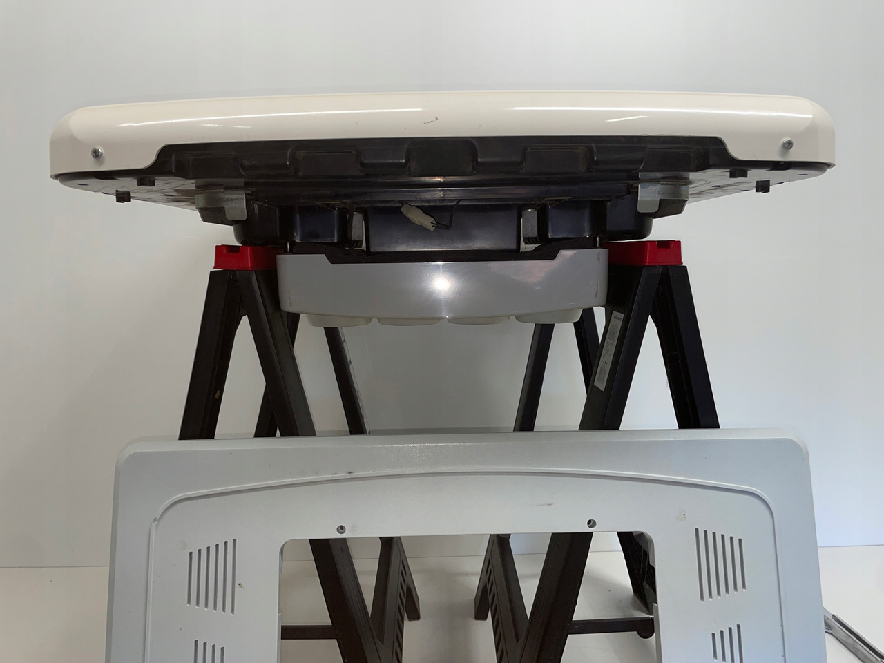 KLIMATYZACJA POSTOJOWA PILOT SLIMCOOL FACTORY PREP DAF SCANIA MC1507523 - Компрессор кондиционера для Грузовиков: фото 5 KLIMATYZACJA POSTOJOWA PILOT SLIMCOOL FACTORY PREP DAF SCANIA MC1507523 - Компрессор кондиционера для Грузовиков: фото 5