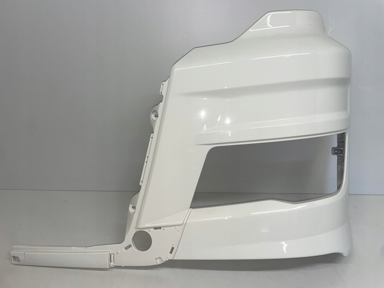 LEWA OSŁONA NA HALOGEN ZDERZAK MAN TG3 TGX 3 81416142277 - Бампер для Грузовиков: фото 1 LEWA OSŁONA NA HALOGEN ZDERZAK MAN TG3 TGX 3 81416142277 - Бампер для Грузовиков: фото 1