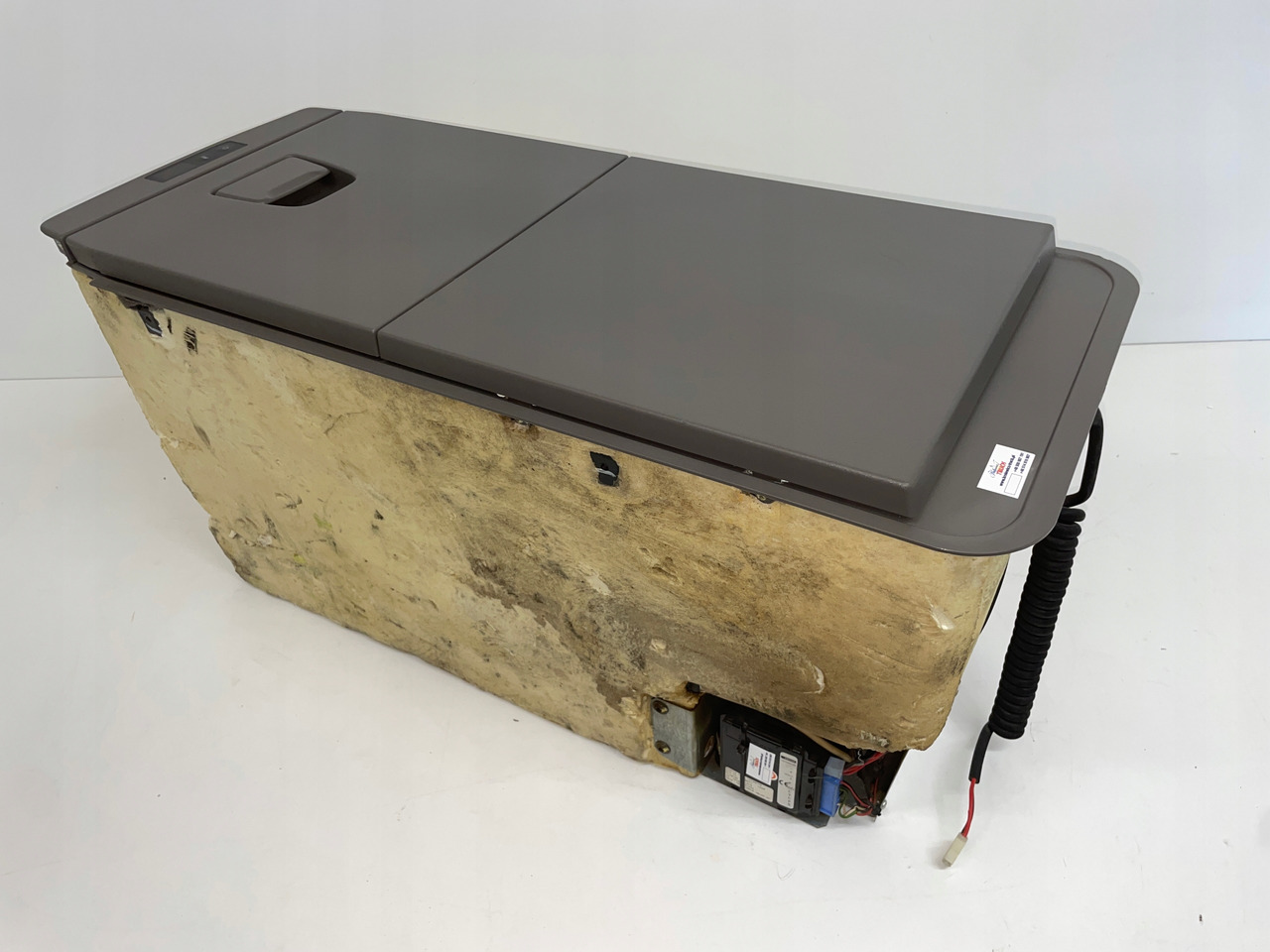 LODÓWKA CHŁODZIARKA SCANIA S 2706575 40 LITRÓW - Кабина и интерьер для Грузовиков: фото 4 LODÓWKA CHŁODZIARKA SCANIA S 2706575 40 LITRÓW - Кабина и интерьер для Грузовиков: фото 4