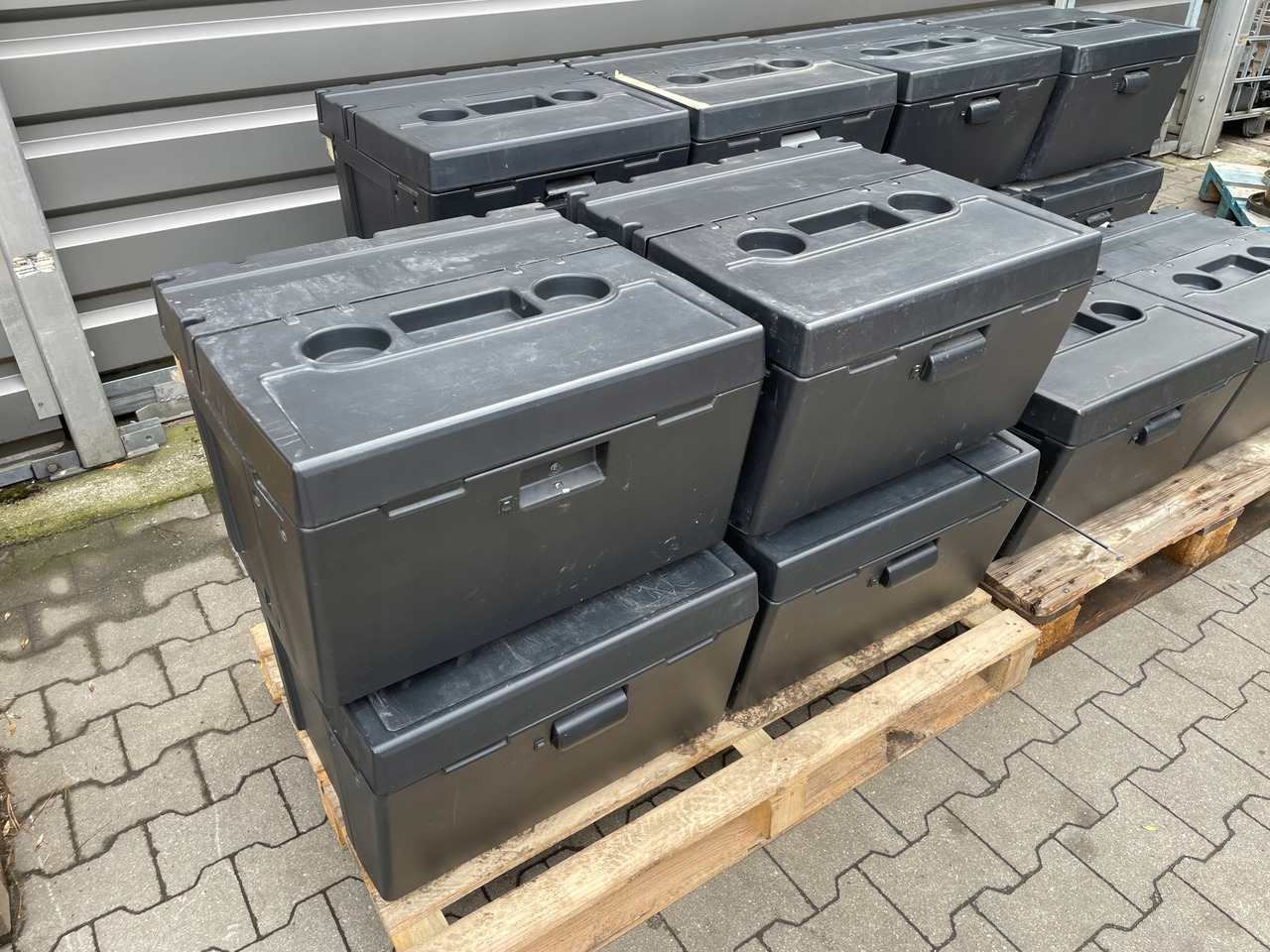 LODÓWKA IVECO HI-WAY HI WAY STRALIS - Кабина и интерьер для Грузовиков: фото 3 LODÓWKA IVECO HI-WAY HI WAY STRALIS - Кабина и интерьер для Грузовиков: фото 3