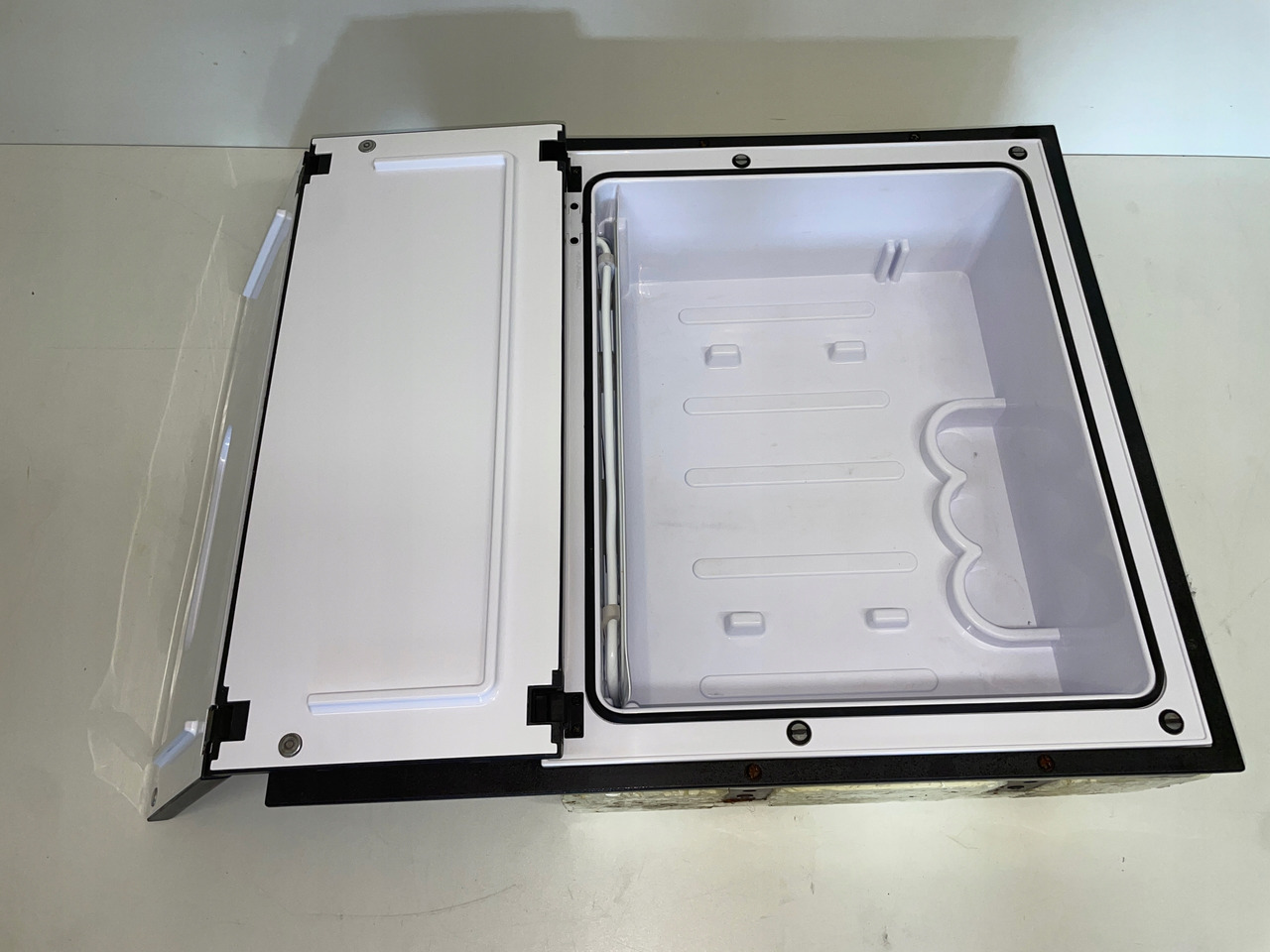 LODÓWKA RENAULT GAMA T RANGE P7484581543/2 - Кабина и интерьер для Грузовиков: фото 5 LODÓWKA RENAULT GAMA T RANGE P7484581543/2 - Кабина и интерьер для Грузовиков: фото 5