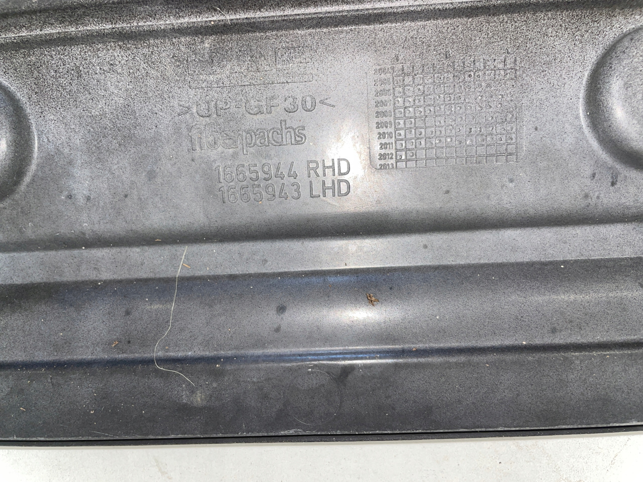 PODSZYBIE OSŁONA MASKOWNICA DAF 105 XF DAF 1665944 - Ветровое стекло для Грузовиков: фото 5 PODSZYBIE OSŁONA MASKOWNICA DAF 105 XF DAF 1665944 - Ветровое стекло для Грузовиков: фото 5