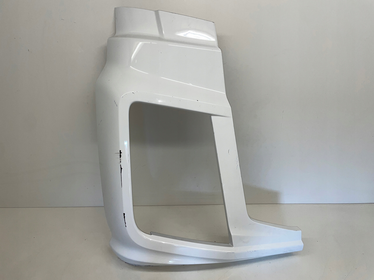 PRAWY ZDERZAK FORD F-MAX PRAWA OSŁONA REFLEKOTRA NAKŁADKA MASKOWNICA F MAX - Бампер для Грузовиков: фото 1 PRAWY ZDERZAK FORD F-MAX PRAWA OSŁONA REFLEKOTRA NAKŁADKA MASKOWNICA F MAX - Бампер для Грузовиков: фото 1