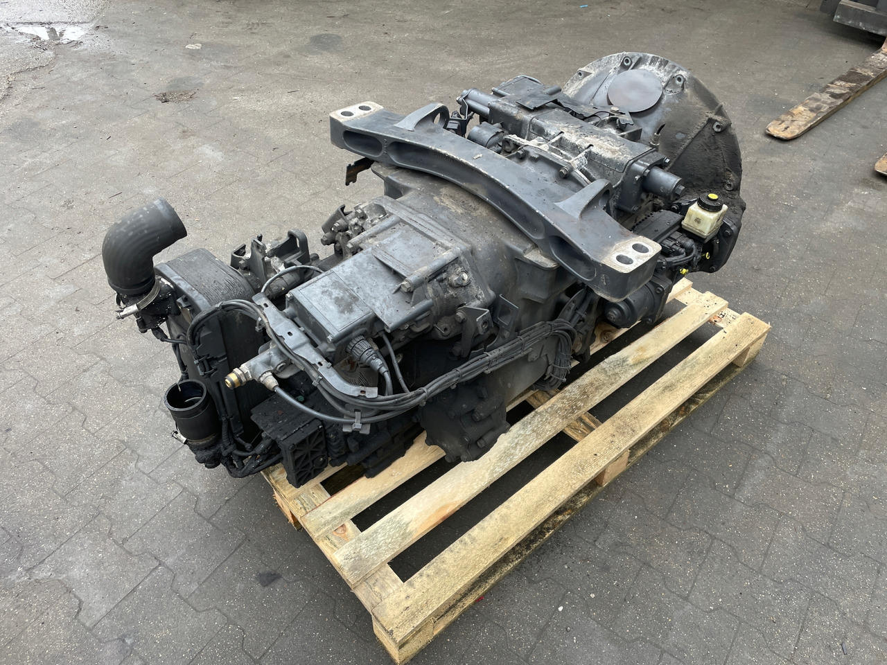 SKRZYNIA BIEGÓW MAN SCANIA RETARDER KOMPLETNA 2433418 - Коробка передач для Грузовиков: фото 5 SKRZYNIA BIEGÓW MAN SCANIA RETARDER KOMPLETNA 2433418 - Коробка передач для Грузовиков: фото 5