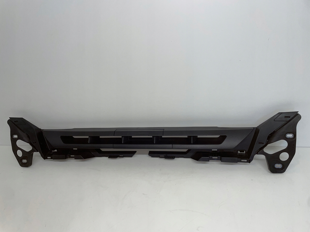 ŚRODEK ZDERZAKA BUDOWLANY MAN TGS TGS3 TG3 81416105799 GRILL - Бампер для Грузовиков: фото 3 ŚRODEK ZDERZAKA BUDOWLANY MAN TGS TGS3 TG3 81416105799 GRILL - Бампер для Грузовиков: фото 3