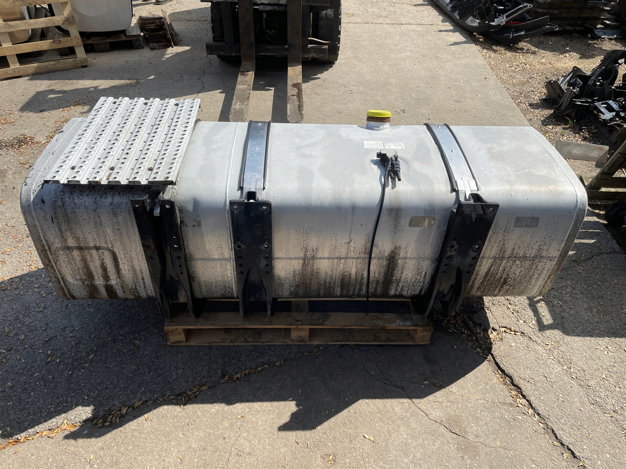 Топливный бак для Грузовиков ZBIORNIK PALIWA 780 L MAN TGA TGX TGS 81122015670: фото 6