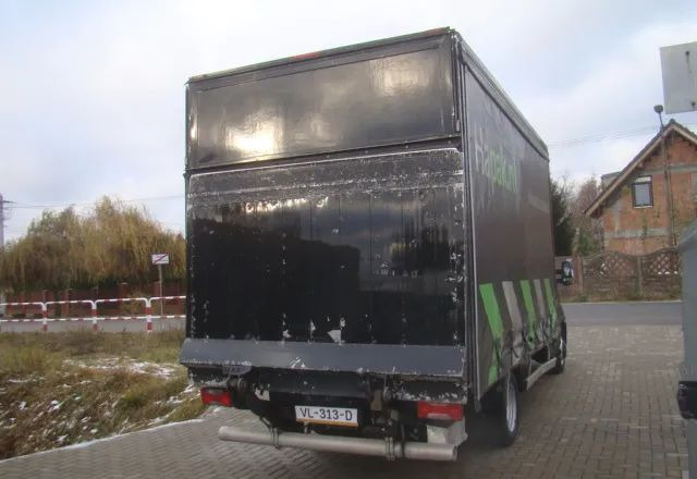 Iveco DAILY 35 C 15 3.0TDI FIRANA Z PRAWEJ STRONY 3.5T DMC WINDA - Фургон с закрытым кузовом: фото 5 Iveco DAILY 35 C 15 3.0TDI FIRANA Z PRAWEJ STRONY 3.5T DMC WINDA - Фургон с закрытым кузовом: фото 5