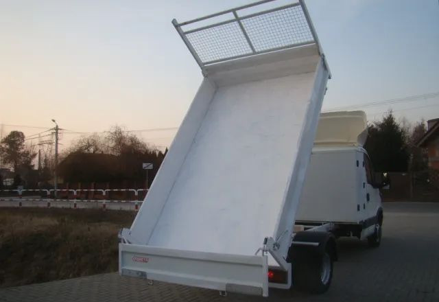 Iveco DAILY 40 C 12 - Малотоннажный самосвал: фото 5 Iveco DAILY 40 C 12 - Малотоннажный самосвал: фото 5