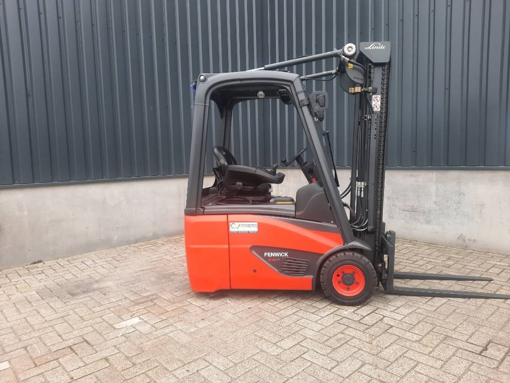 Linde E15-02 - Электропогрузчик: фото 3 Linde E15-02 - Электропогрузчик: фото 3