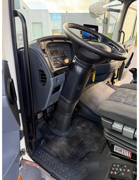 Грузовик бортовой/ Платформа Mercedes-Benz Atego 816: фото 8