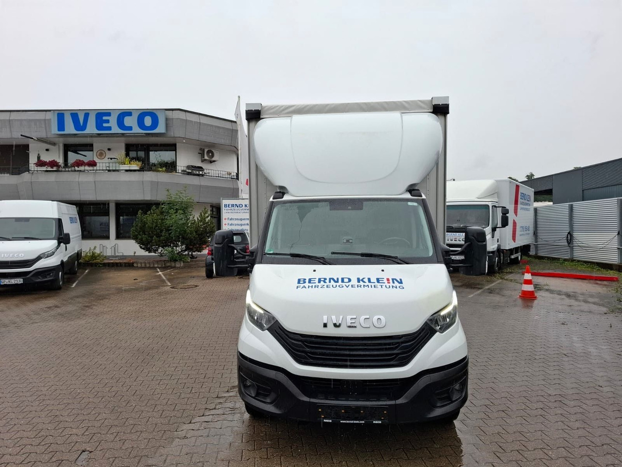 Iveco 72-210A8/P, Klima, Luft, HiMatic, LBW, RFK, - Тентованный фургон: фото 4 Iveco 72-210A8/P, Klima, Luft, HiMatic, LBW, RFK, - Тентованный фургон: фото 4