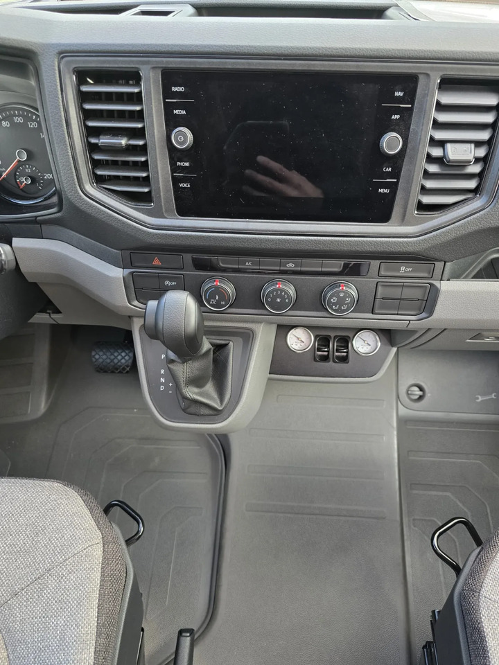 Полуинтегрированный автодом Knaus Van TI Plus 650 MEG Platinum Selection: фото 6