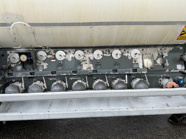 TRAILOR HYDROCARBURES 38000L - Полуприцеп-цистерна: фото 5 TRAILOR HYDROCARBURES 38000L - Полуприцеп-цистерна: фото 5