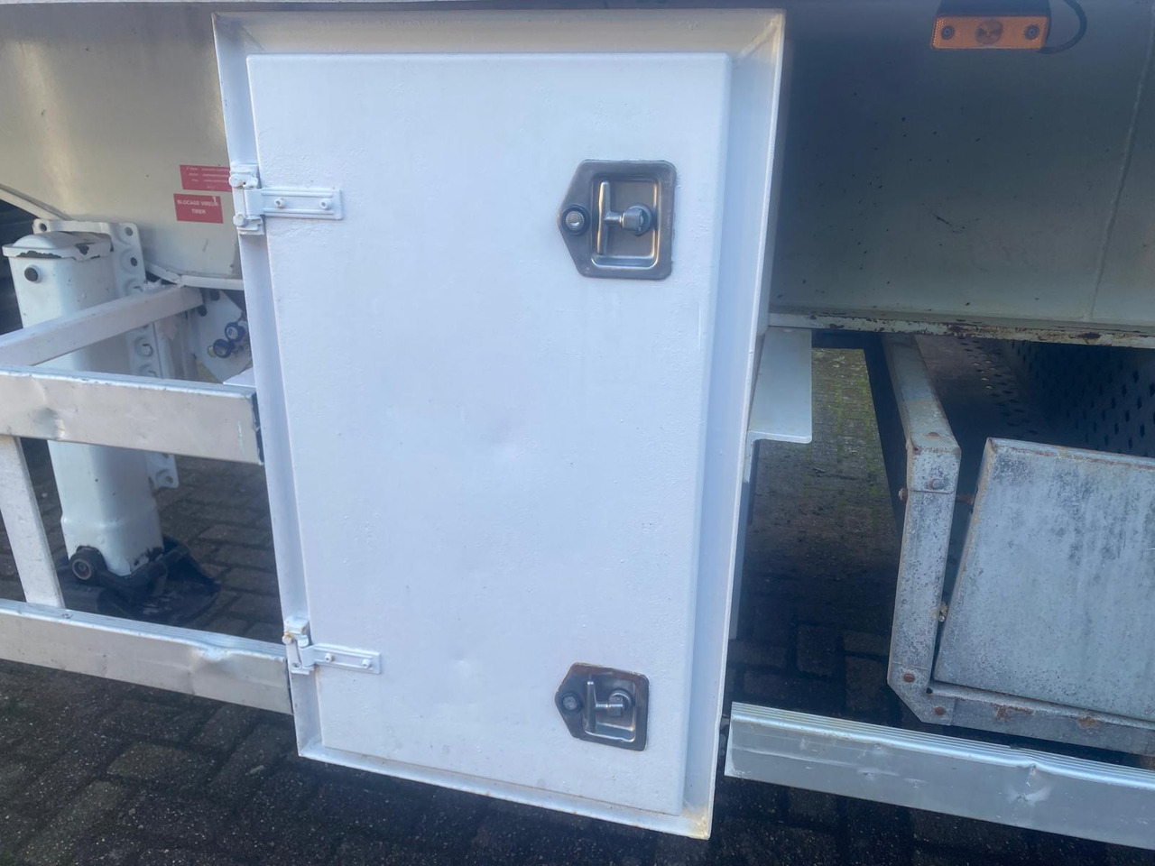 Самосвал RENAULT T460: фото 7 Самосвал RENAULT T460: фото 7