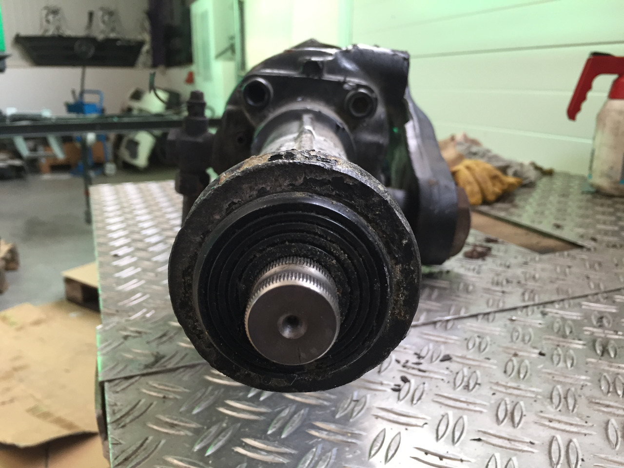 Gebrauchtes Lenkgetriebe MAN TGA 26.480, Artikel - Nr.: 81.46200-6425 - Рулевой механизм для Грузовиков: фото 3 Gebrauchtes Lenkgetriebe MAN TGA 26.480, Artikel - Nr.: 81.46200-6425 - Рулевой механизм для Грузовиков: фото 3