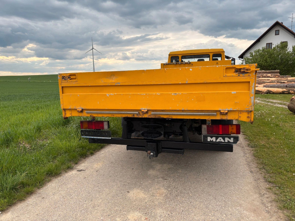 MAN 8.224 L 2000 - Грузовик бортовой/ Платформа: фото 5 MAN 8.224 L 2000 - Грузовик бортовой/ Платформа: фото 5