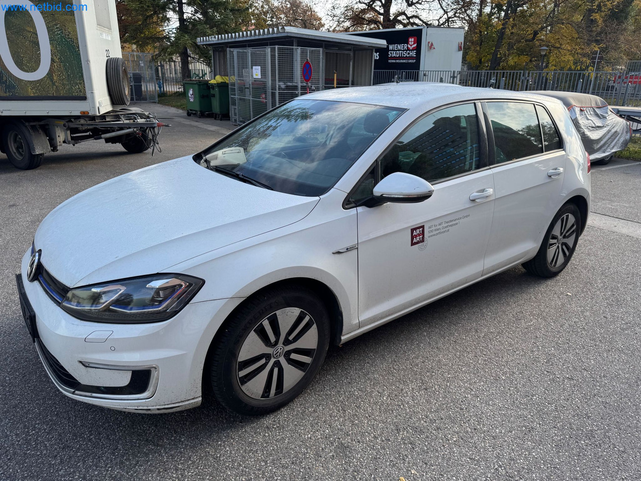 VOLKSWAGEN e-Golf - Легковой автомобиль: фото 1 VOLKSWAGEN e-Golf - Легковой автомобиль: фото 1