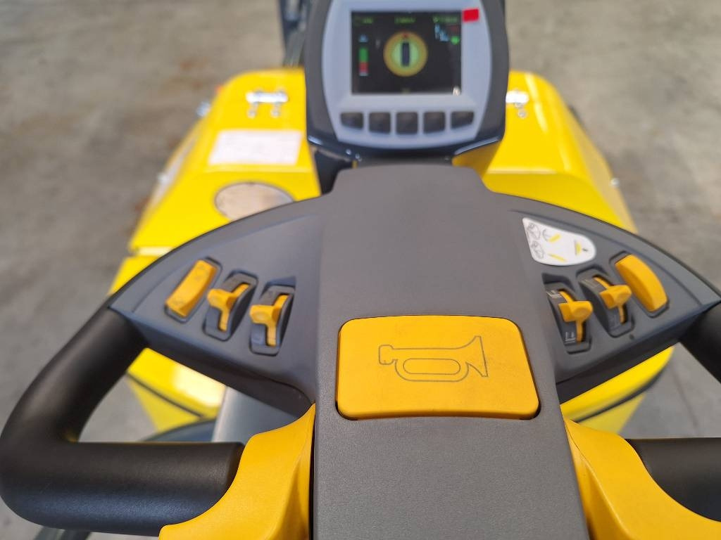 Электропогрузчик Combilift COMBI-CS: фото 7 Электропогрузчик Combilift COMBI-CS: фото 7