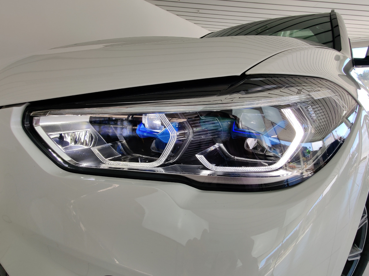 BMW X5 xDrive 45 e M Sport HiFi HUD Pano Leder Laser - Внедорожник: фото 3 BMW X5 xDrive 45 e M Sport HiFi HUD Pano Leder Laser - Внедорожник: фото 3