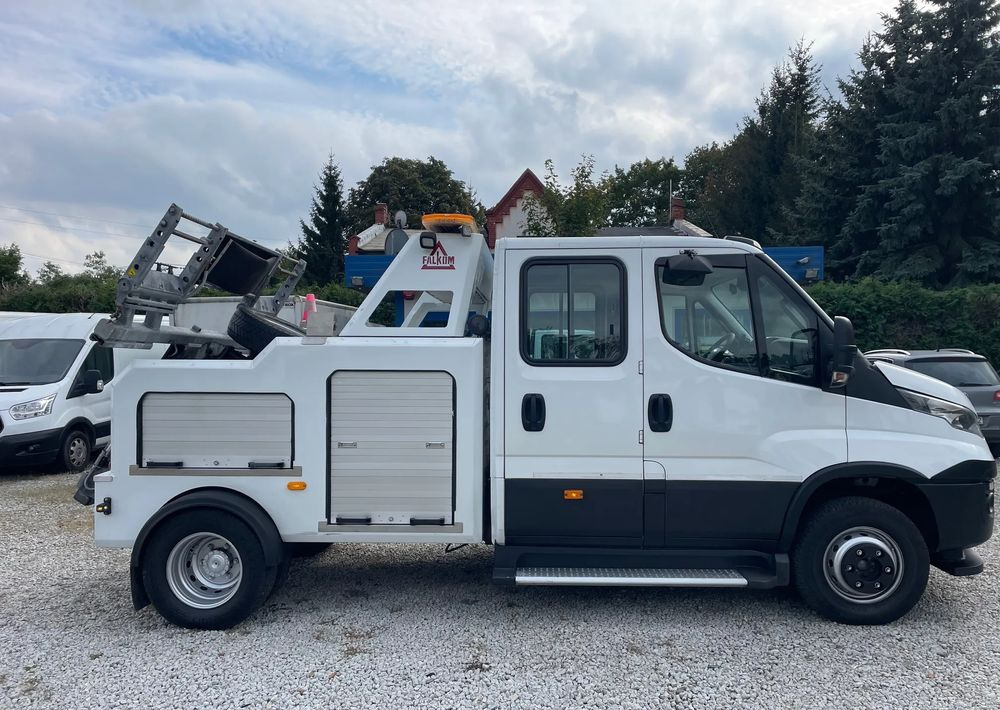 Iveco Daily 70C18 Hi-Matic Pomoc drogowa Holownik 2019r - Эвакуатор: фото 4 Iveco Daily 70C18 Hi-Matic Pomoc drogowa Holownik 2019r - Эвакуатор: фото 4