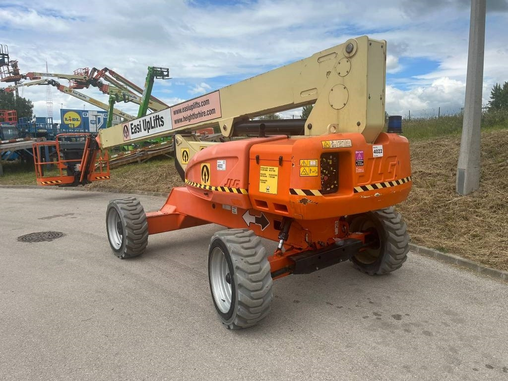 JLG M 600 JP - Коленчатый подъемник: фото 3 JLG M 600 JP - Коленчатый подъемник: фото 3