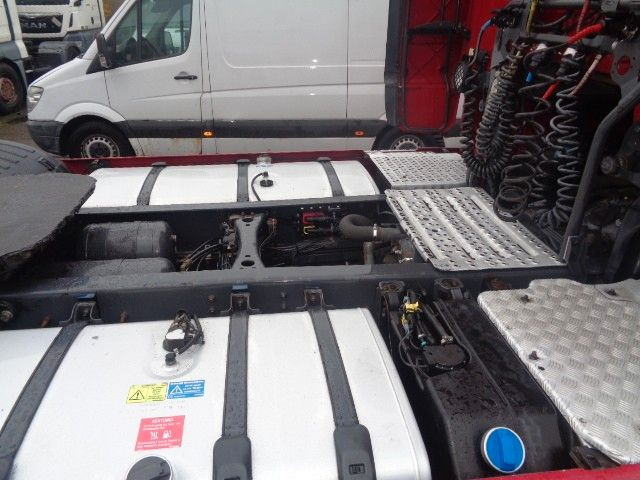 Тягач Scania R450: фото 6