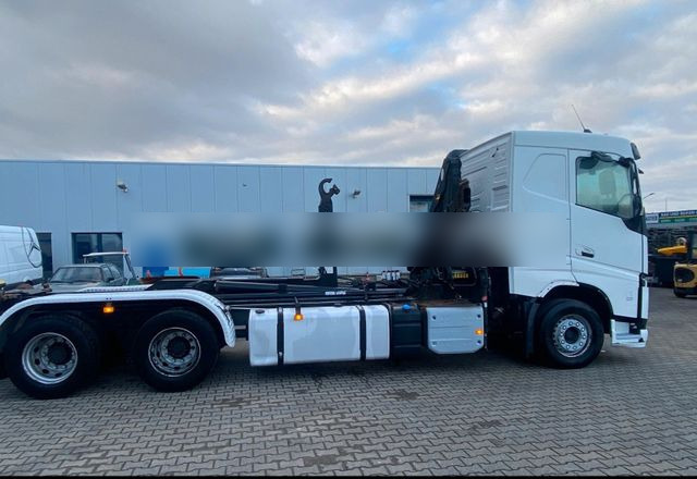 Volvo FH540 Hiab/Kran - Крюковой мультилифт: фото 2 Volvo FH540 Hiab/Kran - Крюковой мультилифт: фото 2