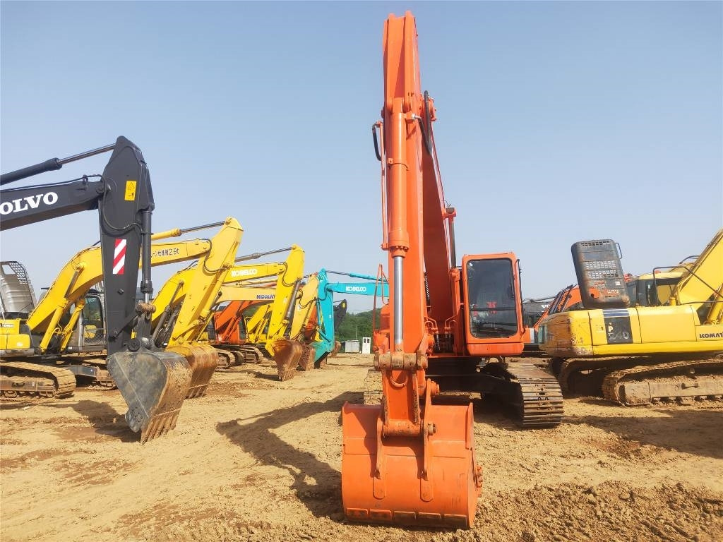 Doosan DH225LC-7 - Гусеничный экскаватор: фото 4 Doosan DH225LC-7 - Гусеничный экскаватор: фото 4