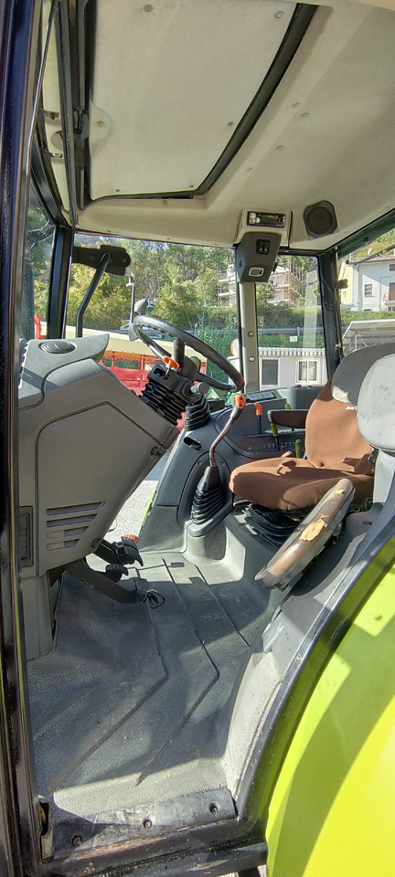 CLAAS AXOS 340 - Трактор: фото 2 CLAAS AXOS 340 - Трактор: фото 2