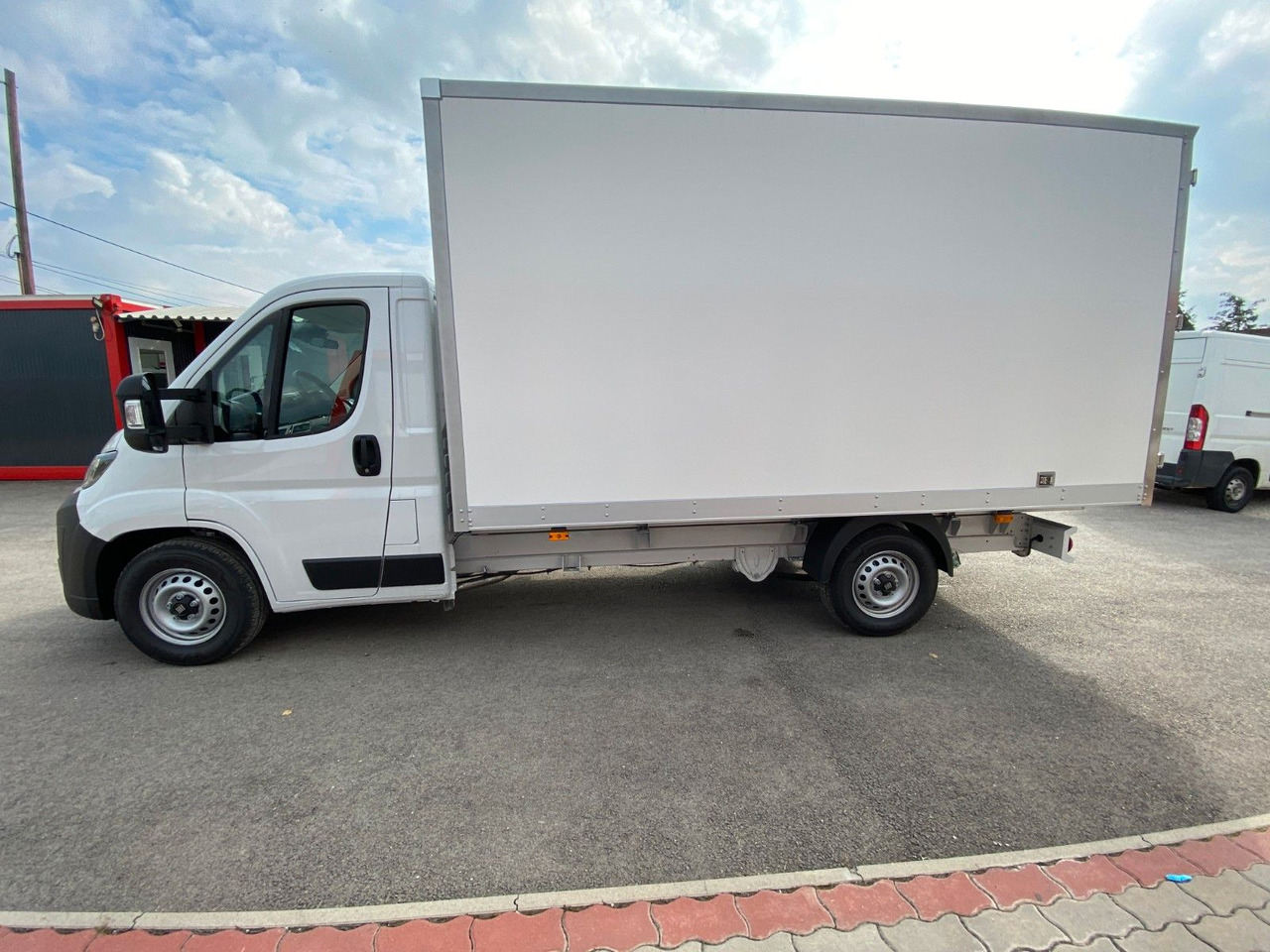 Fiat Ducato KOFFER - Фургон с закрытым кузовом: фото 3 Fiat Ducato KOFFER - Фургон с закрытым кузовом: фото 3