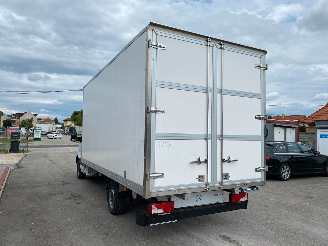 Mercedes-Benz Sprinter 319 Koffer - Фургон с закрытым кузовом: фото 4 Mercedes-Benz Sprinter 319 Koffer - Фургон с закрытым кузовом: фото 4