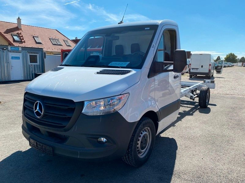 Mercedes-Benz Sprinter 319 Pritsche+Plane 3,5T Anhängelast - Тентованный фургон: фото 2 Mercedes-Benz Sprinter 319 Pritsche+Plane 3,5T Anhängelast - Тентованный фургон: фото 2