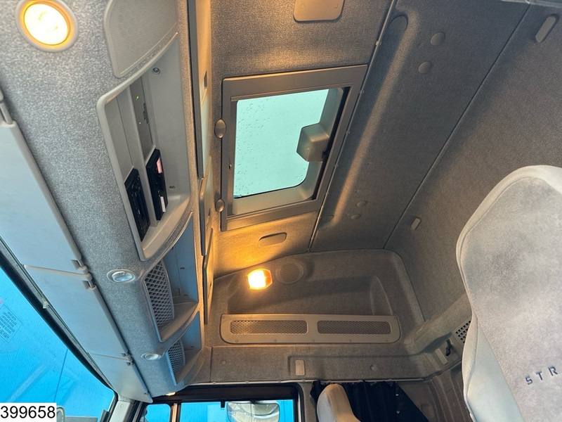 Грузовик с закрытым кузовом Iveco Stralis 360 6x2, EURO 6, Retarder, Dhollandia: фото 8
