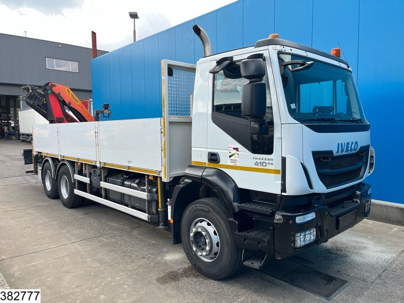 Iveco Trakker 410 6x4, EURO 6, Retarder, Palfinger, Remote - Грузовик бортовой/ Платформа, Автоманипулятор: фото 5 Iveco Trakker 410 6x4, EURO 6, Retarder, Palfinger, Remote - Грузовик бортовой/ Платформа, Автоманипулятор: фото 5