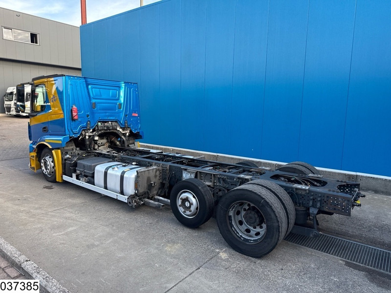 Mercedes-Benz Actros 2443 6x2, EURO 6, PTO, Standairco - Грузовик-шасси: фото 4 Mercedes-Benz Actros 2443 6x2, EURO 6, PTO, Standairco - Грузовик-шасси: фото 4