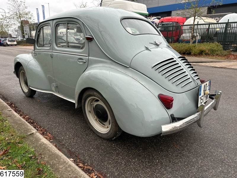 Renault ? 4CV - Легковой автомобиль: фото 2 Renault ? 4CV - Легковой автомобиль: фото 2