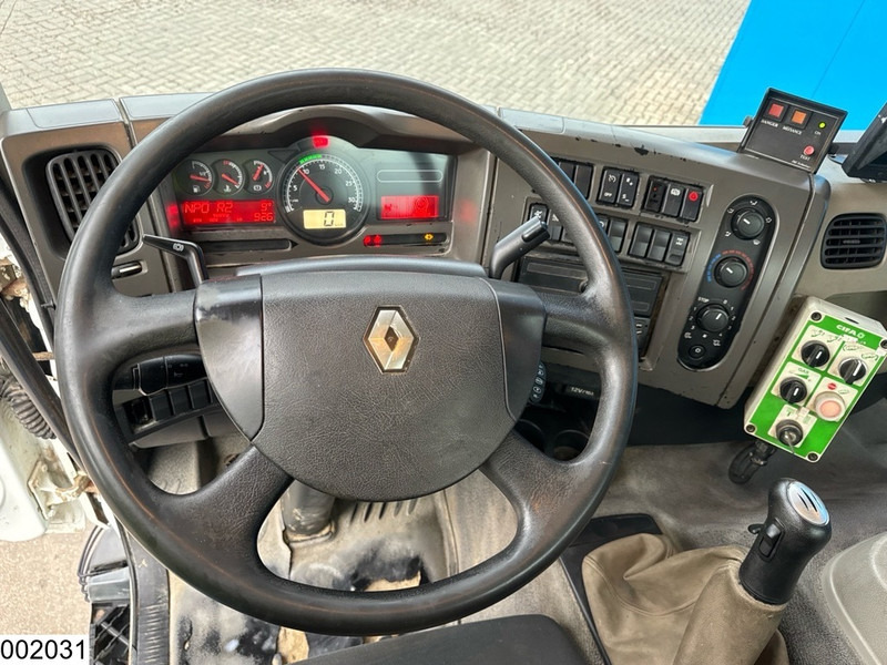 Автобетоносмеситель Renault Kerax 410 Dxi 8x4, EURO 4, 9m3, Steel suspension, Remote: фото 10 Автобетоносмеситель Renault Kerax 410 Dxi 8x4, EURO 4, 9m3, Steel suspension, Remote: фото 10