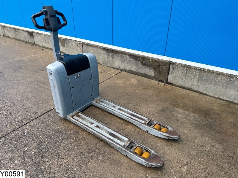 Still ECH 15 1500 kg, 0.19 m, Electric, 278 hours - Тележка: фото 3 Still ECH 15 1500 kg, 0.19 m, Electric, 278 hours - Тележка: фото 3